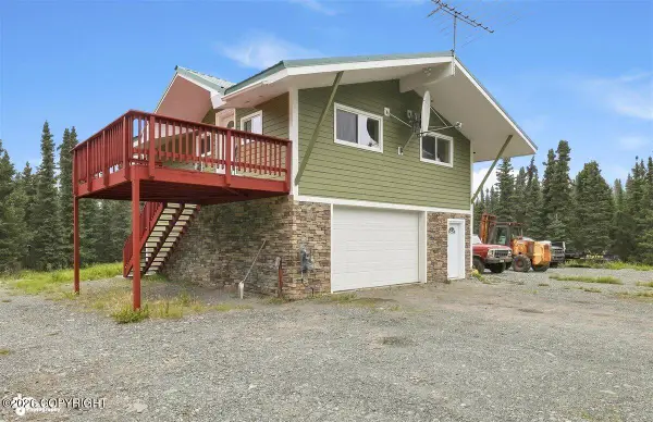 35070 Glacier Avenue, Sterling, AK 99672