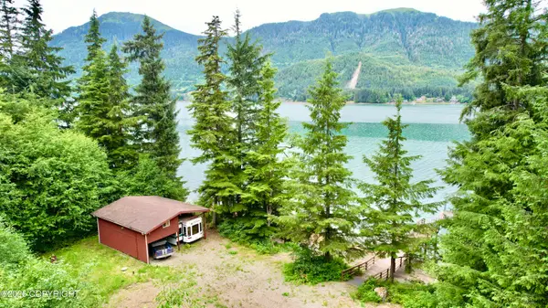 9.6  Mlle Port Saint Nicholas, Craig, AK 99921