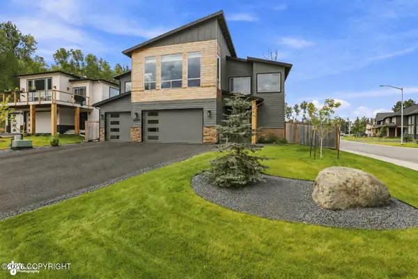 8824 Turlock Drive, Eagle River, AK 99577