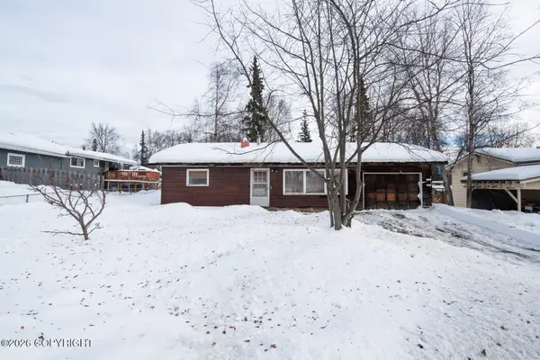 6715 Blackberry Street, Anchorage, AK 99502