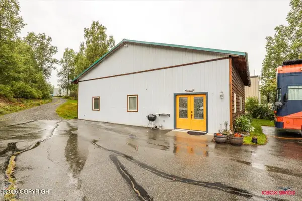 6510 E Beechcraft Road, Wasilla, AK 99654