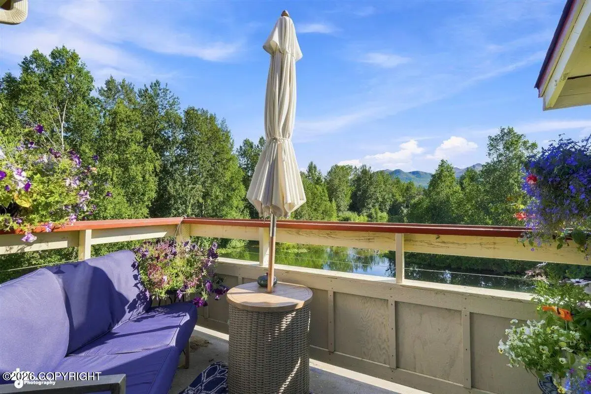 5638 E 40th Avenue #F301, Anchorage, AK 99504 - #1
