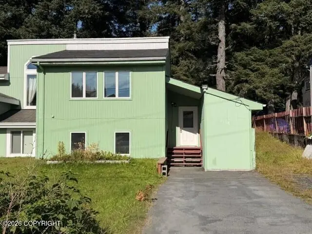 2225 Beaver Lake Drive, Kodiak, AK 99615 - #3