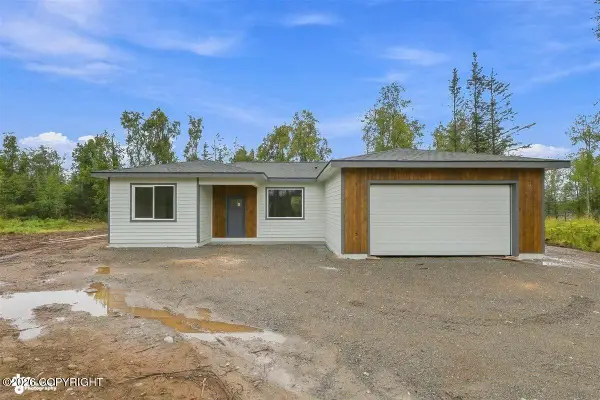 6998 S Lark Circle, Wasilla, AK 99623