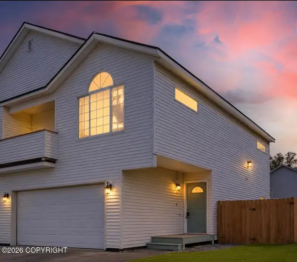 233 Whisper Knoll Circle #B, Anchorage, AK 99504