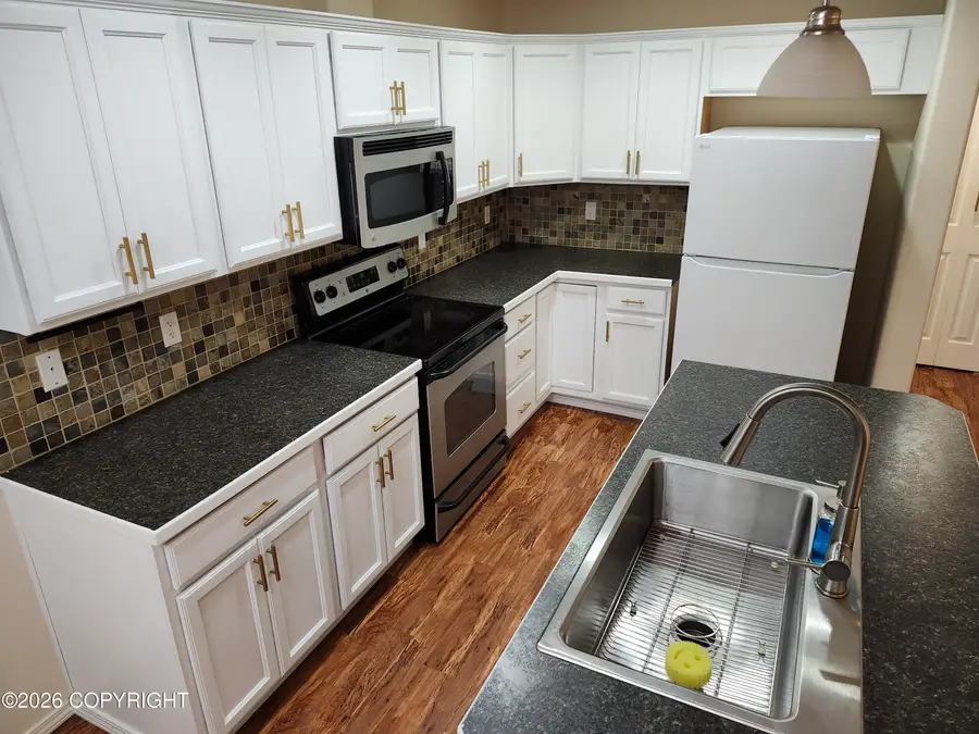 2431 Hillbrook Circle, Anchorage, AK 99504 - #3