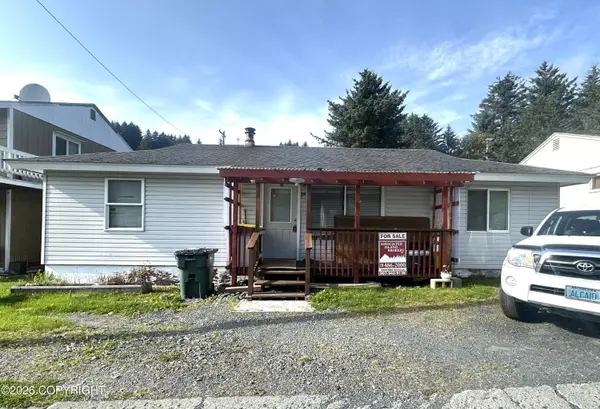 819 Hemlock Street, Kodiak, AK 99615
