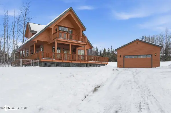 3978 N Meadow Lakes Drive, Wasilla, AK 99623