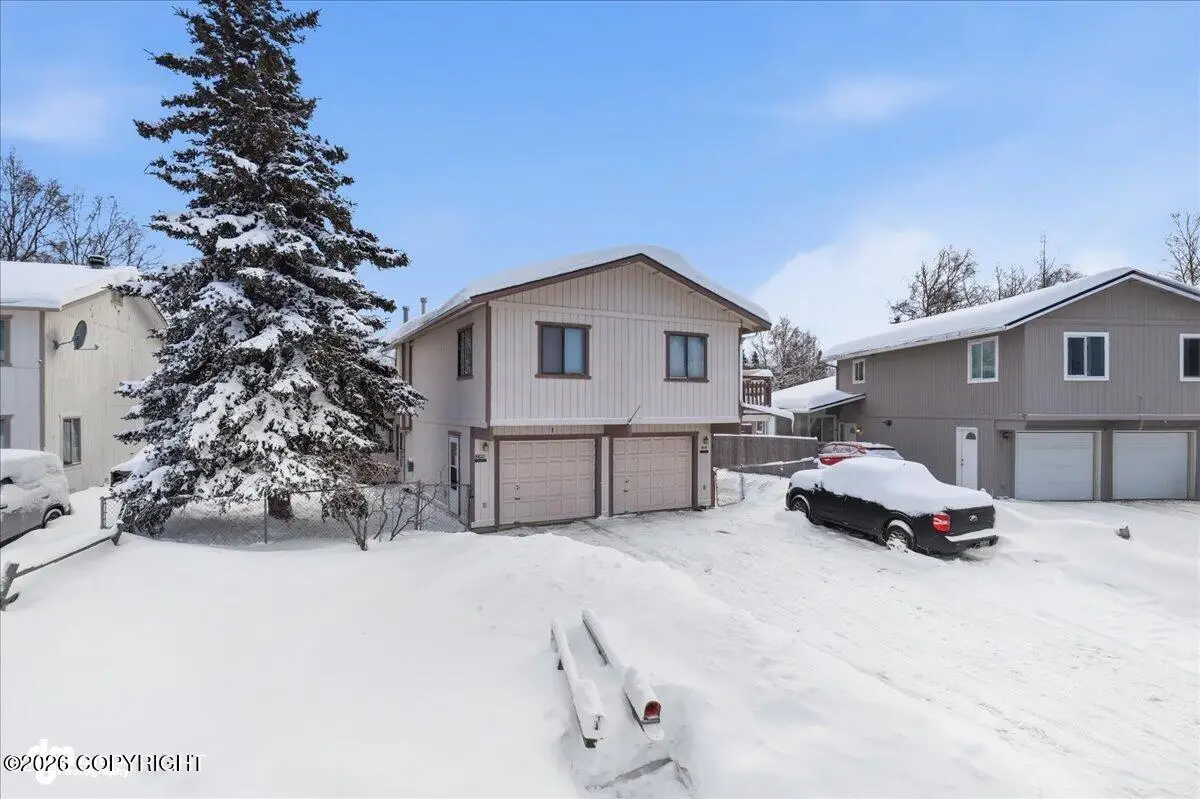 8821 Hamlet Circle, Anchorage, AK 99502 - #1