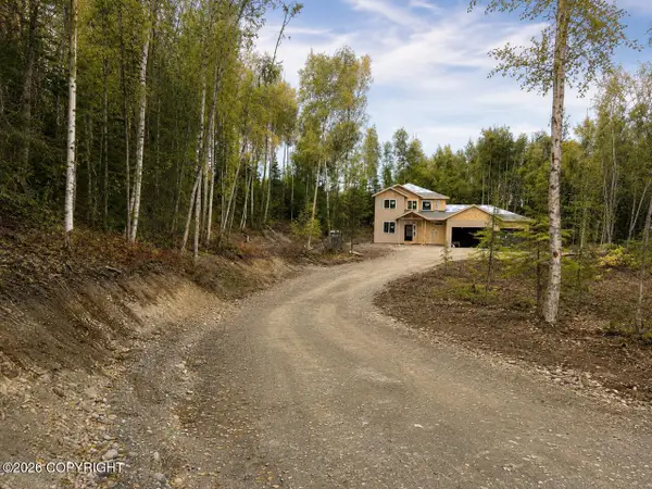 5762 W Kathi Drive, Wasilla, AK 99623