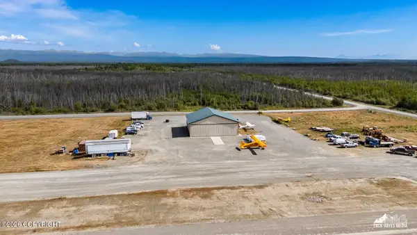 17709 N Sideslip Drive, Willow, AK 99688