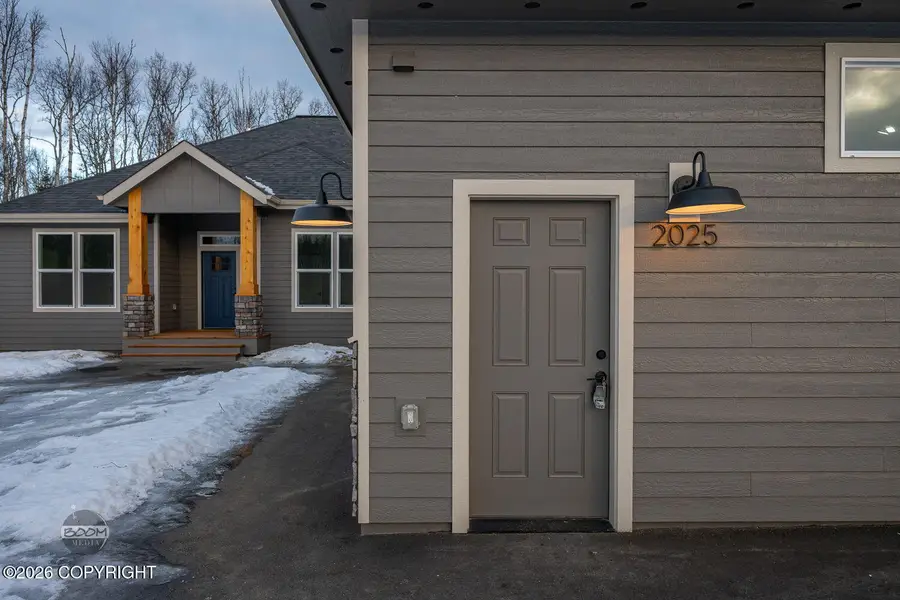 2025 W Cashatt Avenue, Wasilla, AK 99654 - Image #3