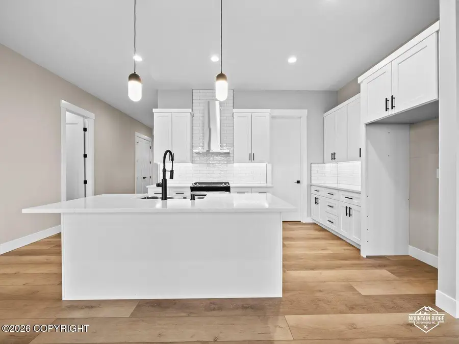 6675 E Gateway Drive, Palmer, AK 99645 - Image #2