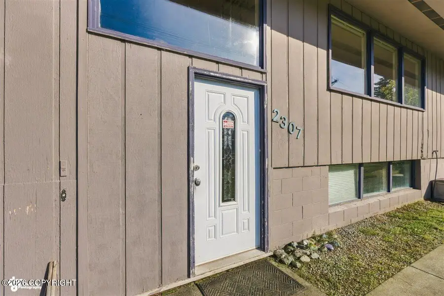 2307 W 32nd Avenue, Anchorage, AK 99517 - #3
