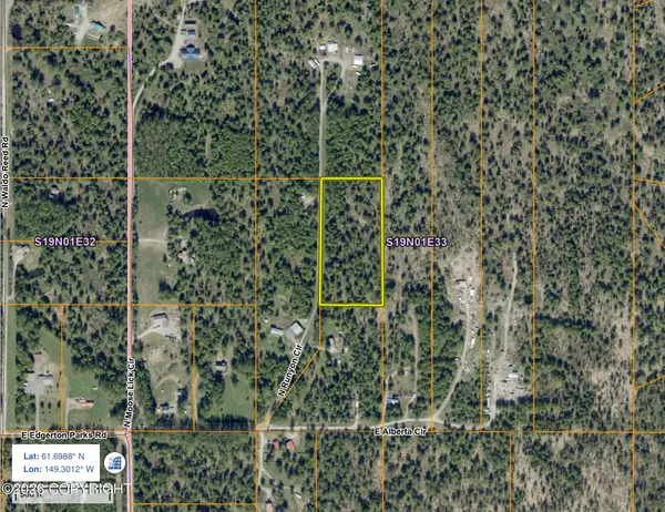 9811 N Runyon Circle, Palmer, AK 99645