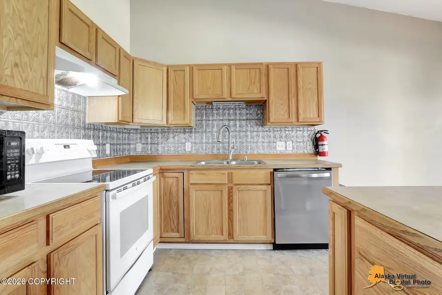 2251 Brookshire Loop #144, Anchorage, AK 99504 - #3