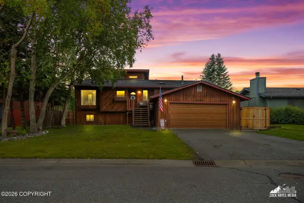 3084 Bettles Bay Loop, Anchorage, AK 99515
