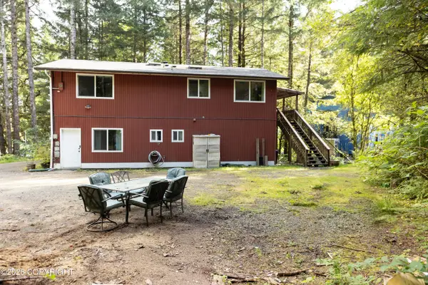 15 Wood Road, Ketchikan, AK 99901