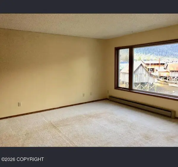 200 S 2nd Street #7, Petersburg, AK 99833