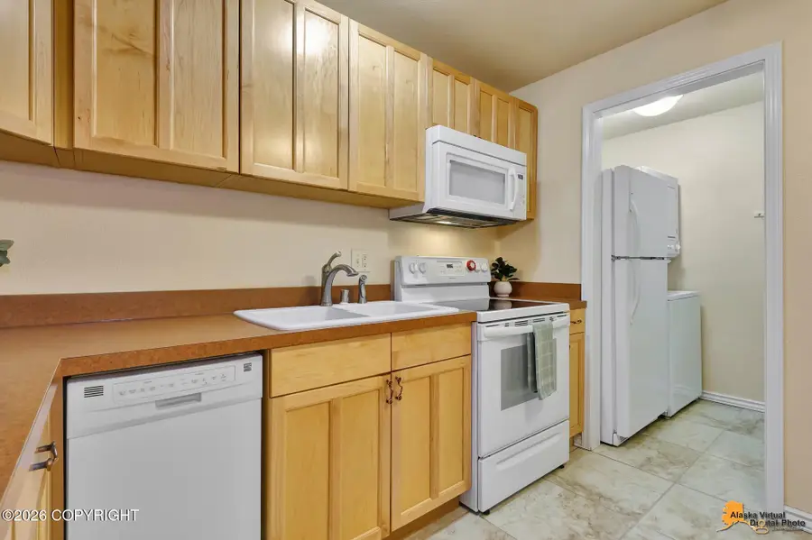 2210 Sentry Drive #B-8, Anchorage, AK 99507 - #2