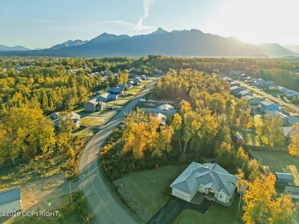 1513 E Hidden Ranch Loop, Wasilla, AK 99645