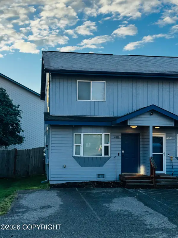 4819 Klamath Falls Lane, Anchorage, AK 99517