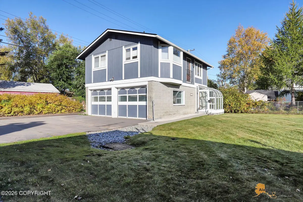 1556 G Street, Anchorage, AK 99501 - #1