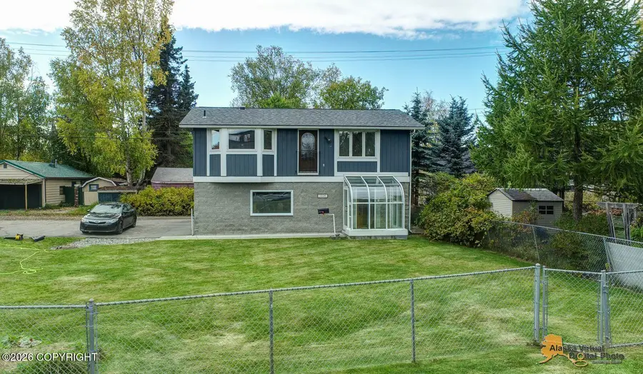 1556 G Street, Anchorage, AK 99501 - #2