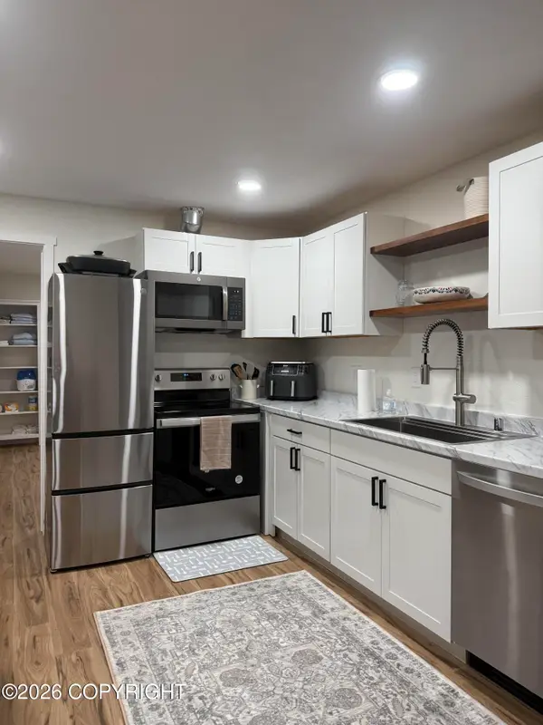 1335 Wintergreen Street, Anchorage, AK 99508