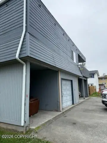 3102 W 33rd Avenue, Anchorage, AK 99517 - #3