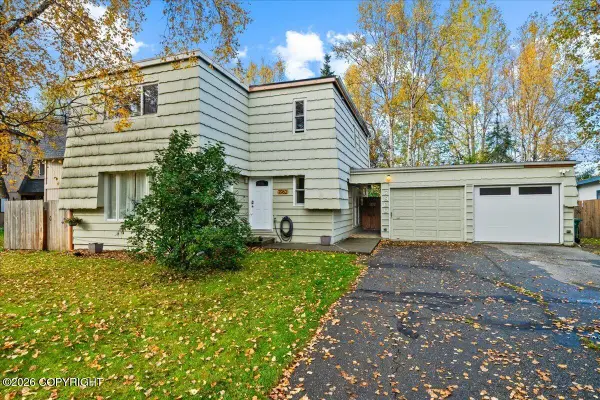 7962 Resurrection Drive, Anchorage, AK 99504