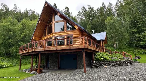 18415 Sue Tawn Drive, Chugiak, AK 99567