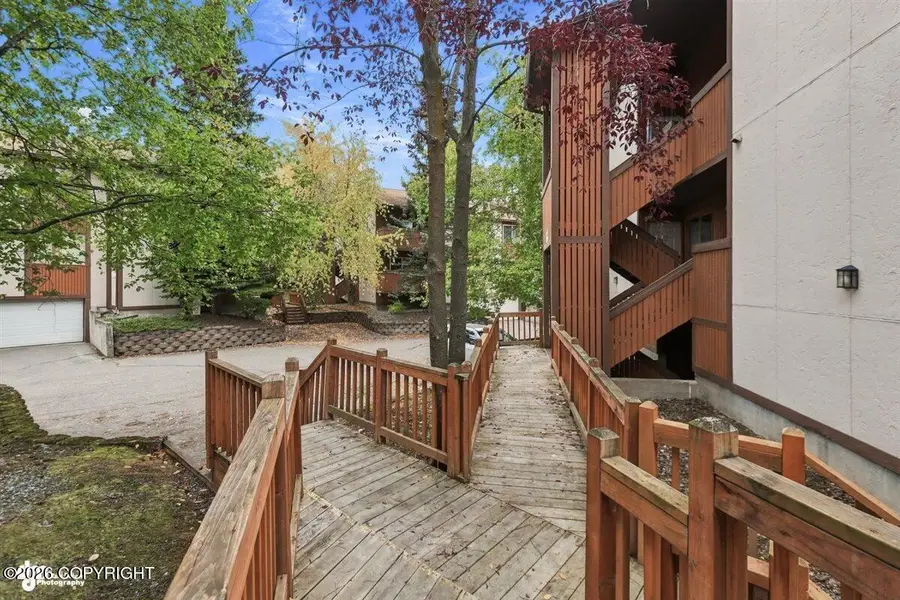 7242 Foxridge Circle #10E, Anchorage, AK 99518 - #3