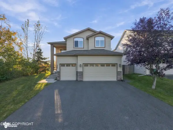 8886 Jade Street, Anchorage, AK 99502