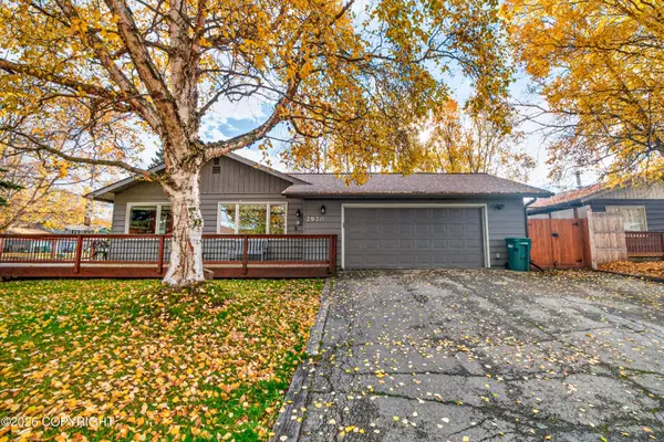2920 Leawood Drive, Anchorage, AK 99502