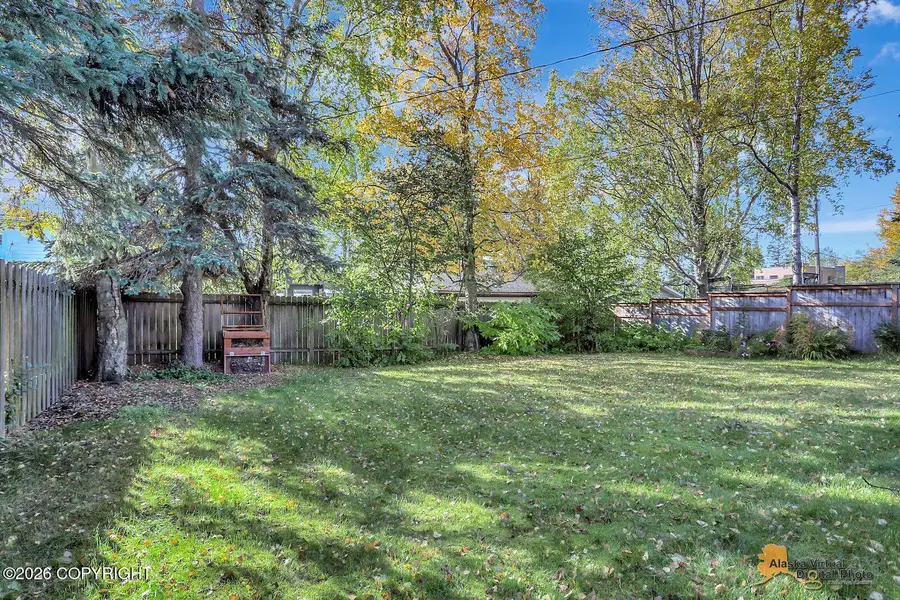 1332 W 12th Avenue, Anchorage, AK 99501 - #3