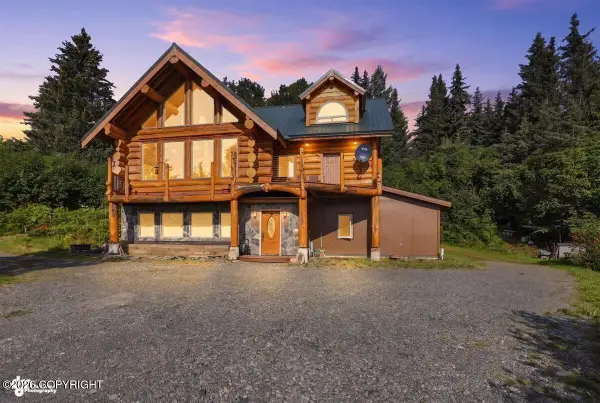 990 Mission Road, Homer, AK 99603