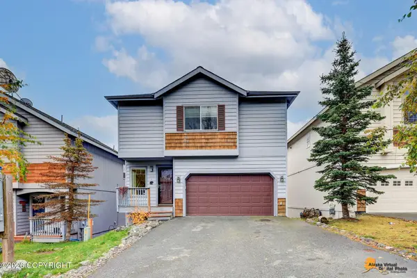 9194 Eagle River Lane, Eagle River, AK 99577