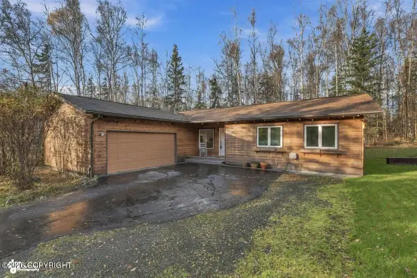 21951 Sheltering Spruce Loop, Chugiak, AK 99567