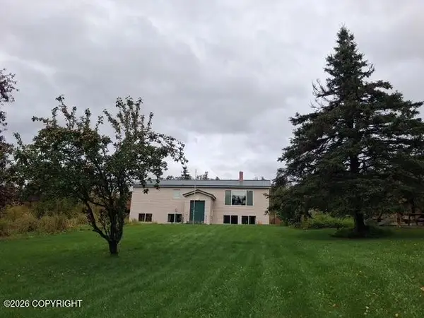 1990 N Byers Ranch Road, Palmer, AK 99645