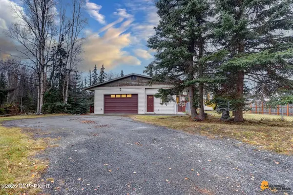 3320 O'malley Road, Anchorage, AK 99516
