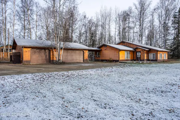14067 W Hollywood Road, Big Lake, AK 99652
