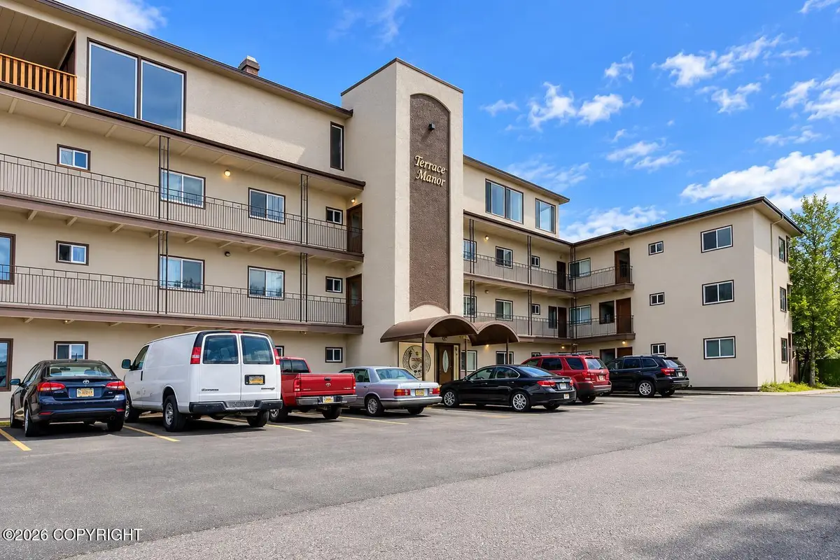 610 Vista Glen Court, Anchorage, AK 99501 - #1