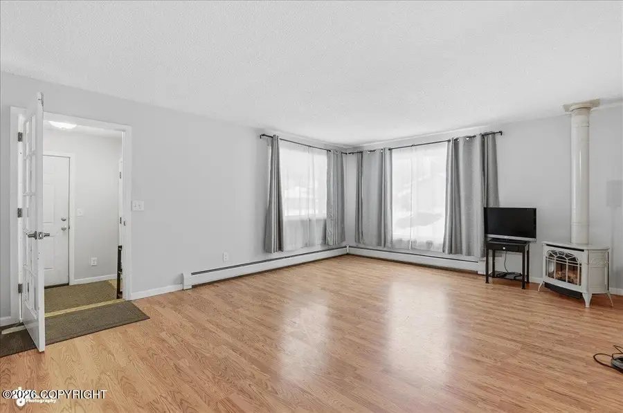 5708 Kennyhill Drive, Anchorage, AK 99504 - #3