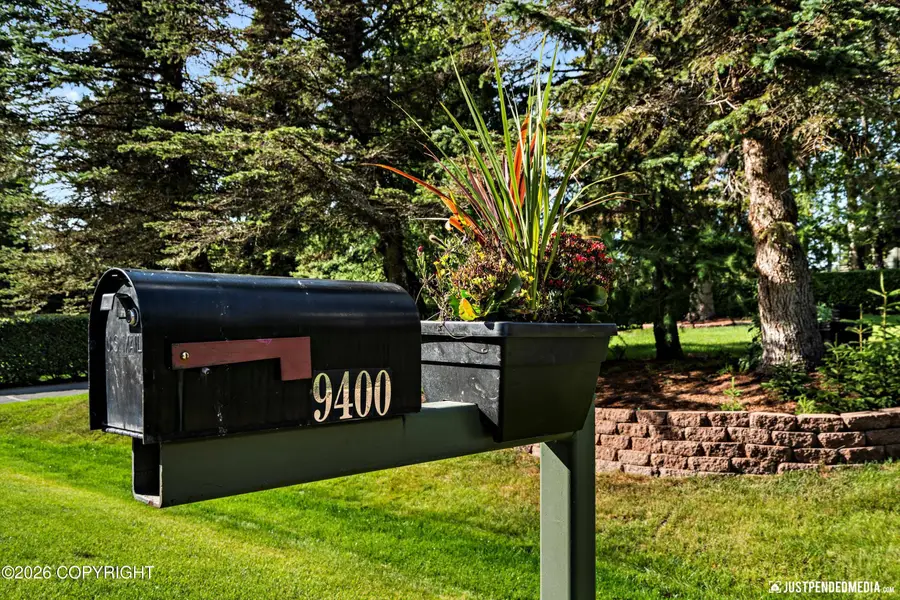 9400 Spring Hill Drive, Anchorage, AK 99507 - Image #3