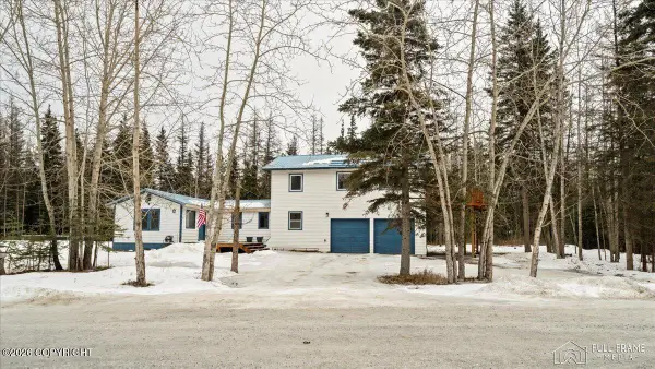 3805 S Juanita Way, Palmer, AK 99645