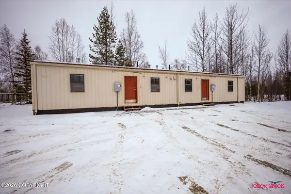 860 S Beaver Lake Road, Big Lake, AK 99652