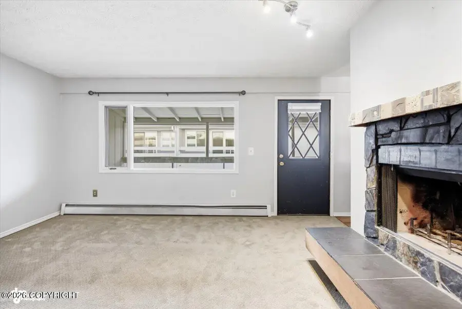 809 Merlin Loop #A3, Anchorage, AK 99518 - #3