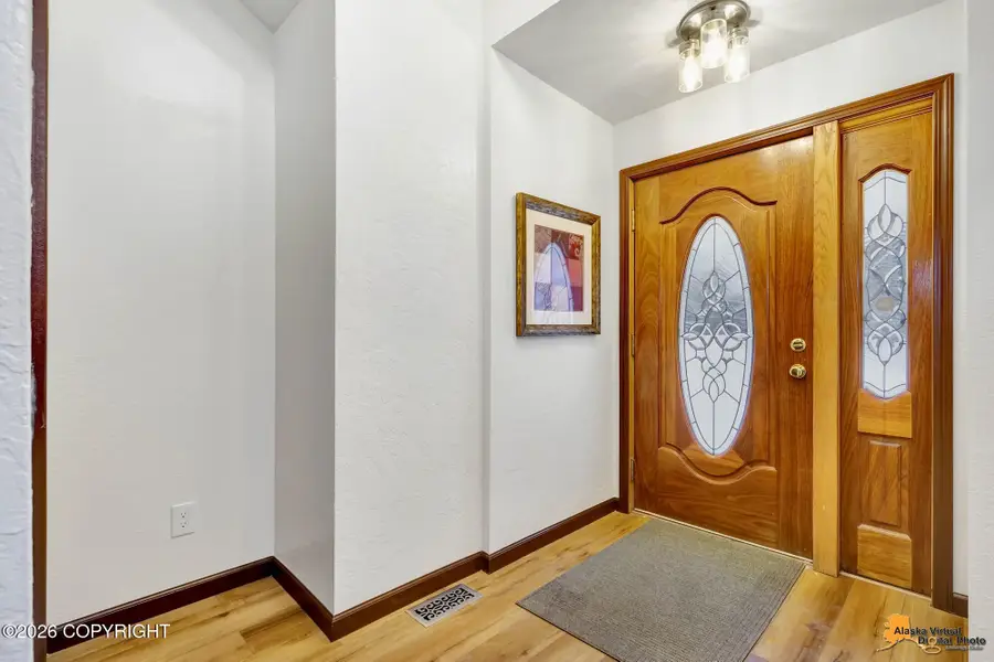 2741 Kingfisher Drive, Anchorage, AK 99502 - Image #2