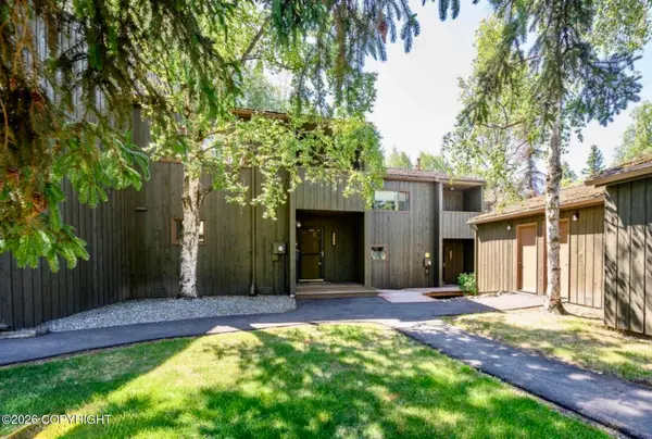 2089 Cliffside Drive #29B-6, Anchorage, AK 99501